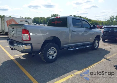 2021 Ram 2500 Big Horn 4X4 6'4 Box z USA, uszkodzony, nr VIN 3C6UR5DJ7MG554541